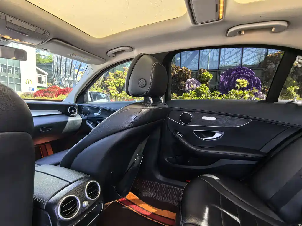 Mercedes-Benz C-Class 2021 — фото 10