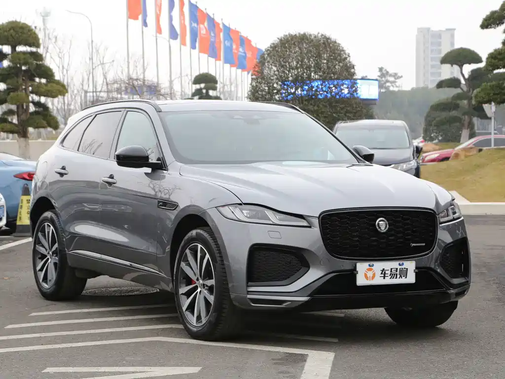 Jaguar F-PACE 2024 — фото 3