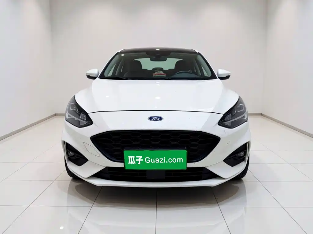 Ford Focus 2020 — фото 2