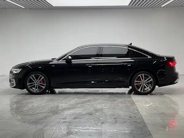 Audi A6L 2023