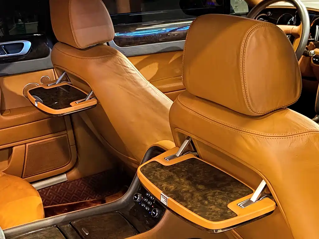 Bentley Flying Spur 2012 — фото 25