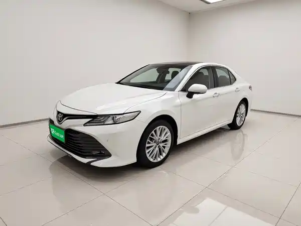 Toyota Camry 2019