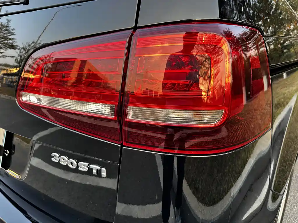 Volkswagen Sharan 2017 — фото 23