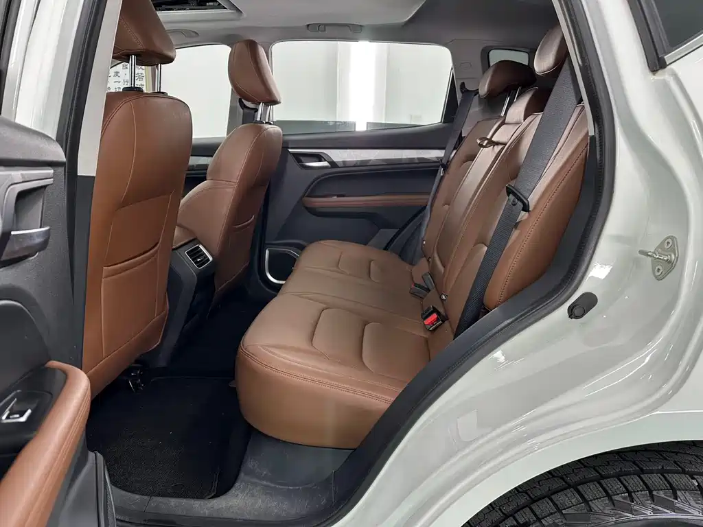 Geely Vision X6 2023 — фото 10