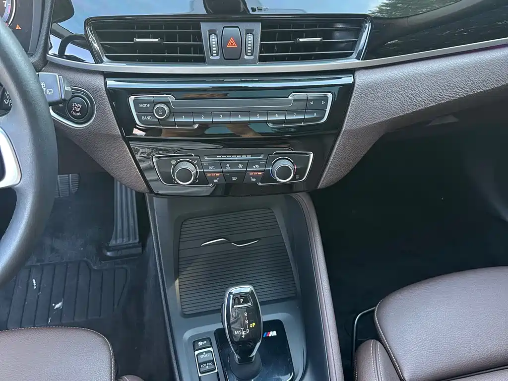 BMW X1 2022 — фото 14
