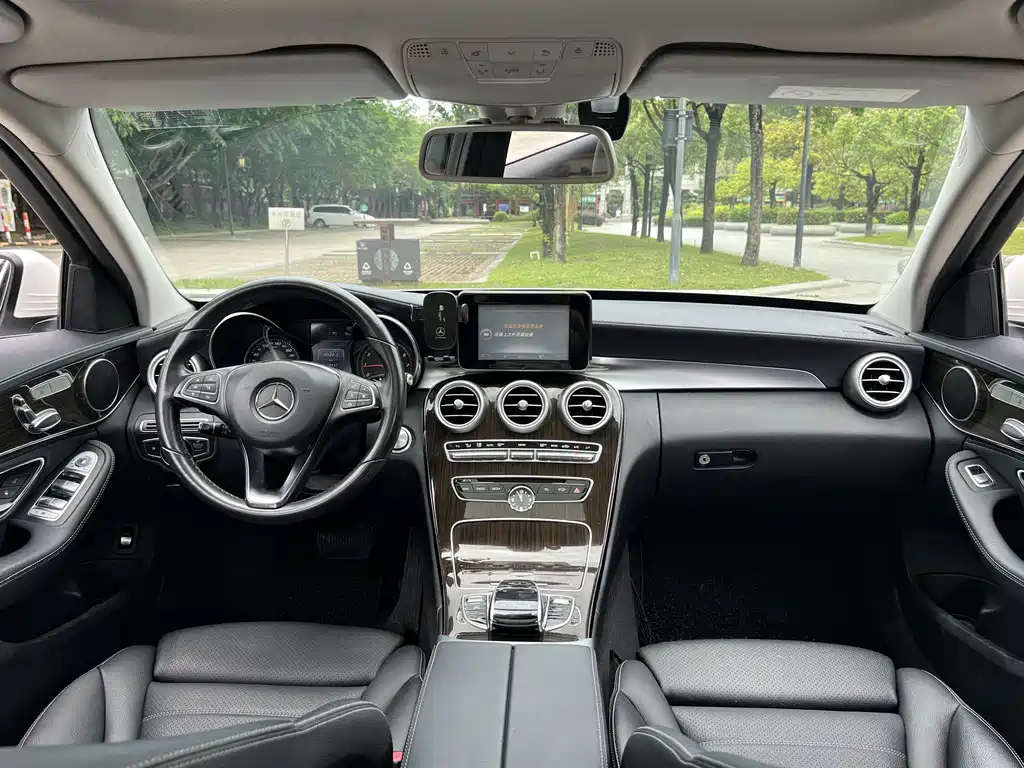 Mercedes-Benz C-Class 2016 — фото 4