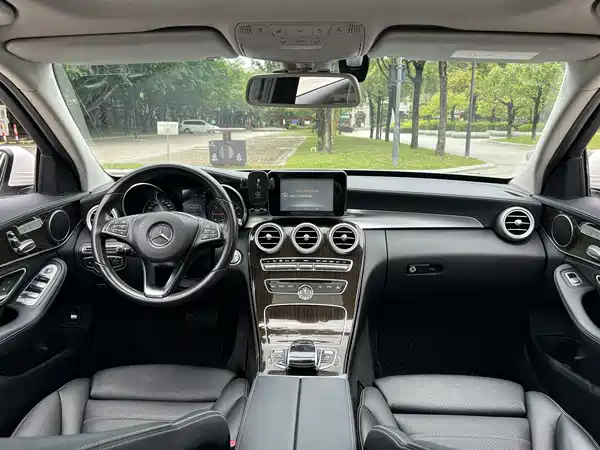 Mercedes-Benz C-Class 2016