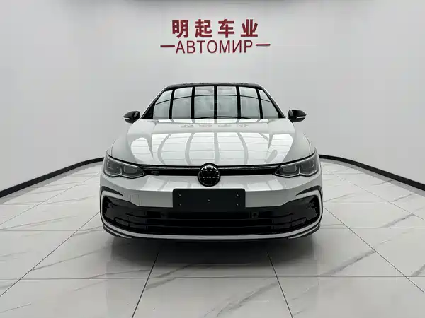 Volkswagen Golf 2022
