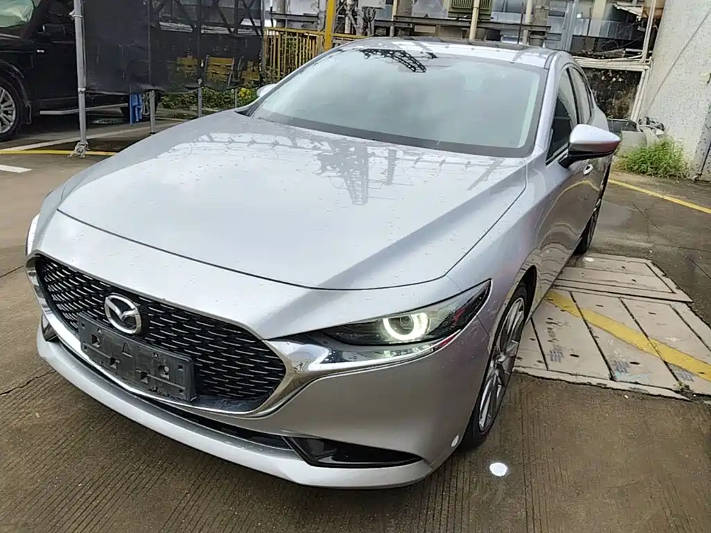 Mazda 3 Axela 2021