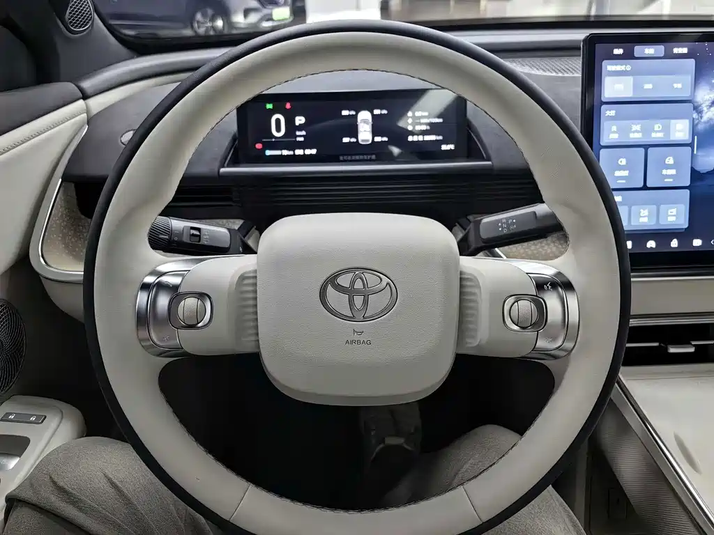 Toyota bZ3X 2025 — фото 18