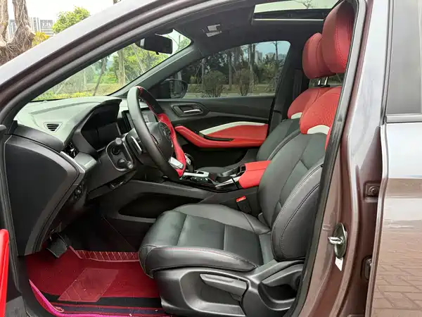 MG MG5 2022