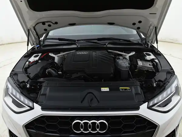 Audi A4L 2024