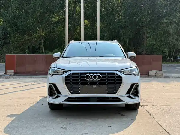 Audi Q3 2022