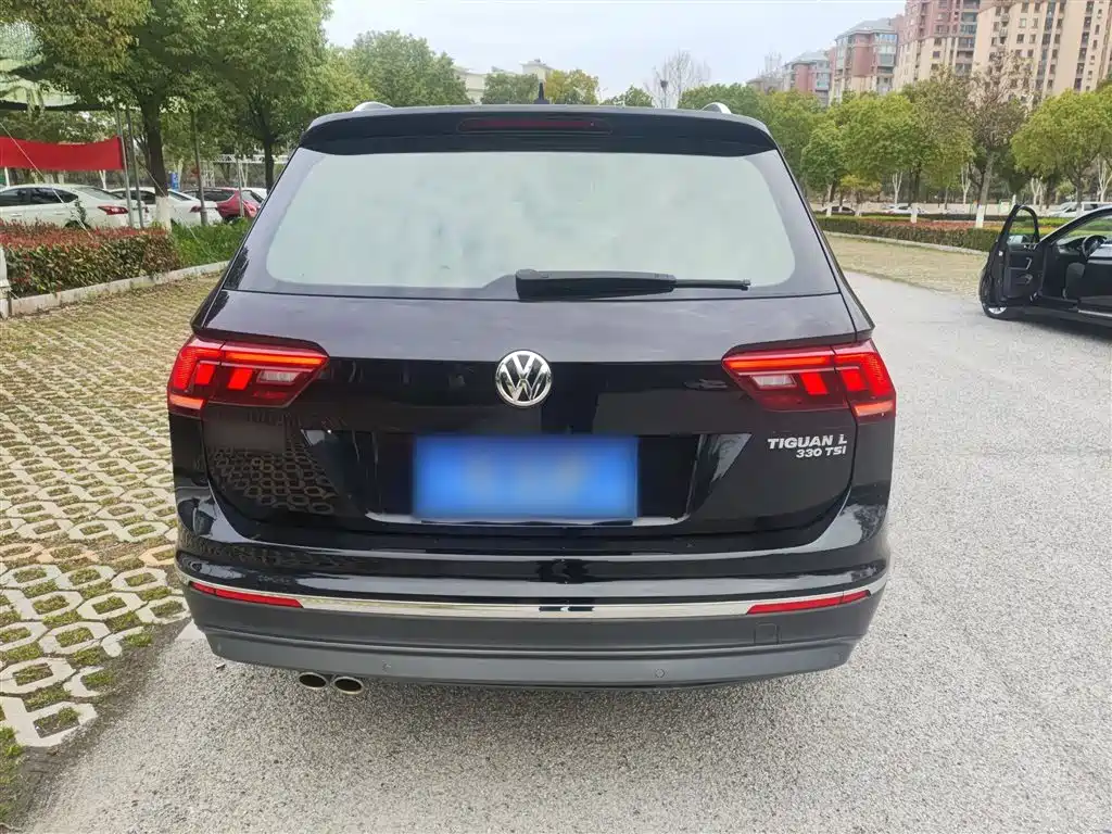 Volkswagen Tiguan L 2020 — фото 6