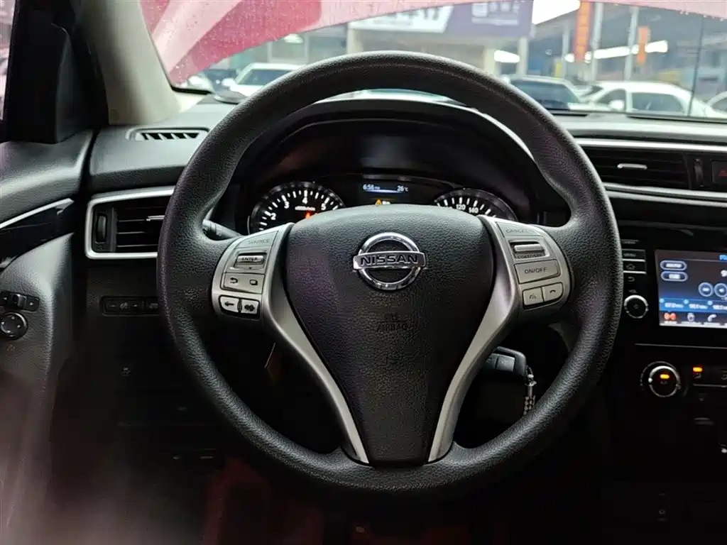 Nissan Qashqai 2016 — фото 11