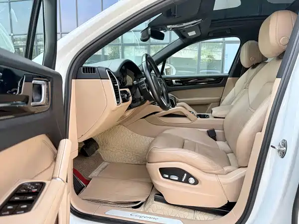 Porsche Cayenne 2019