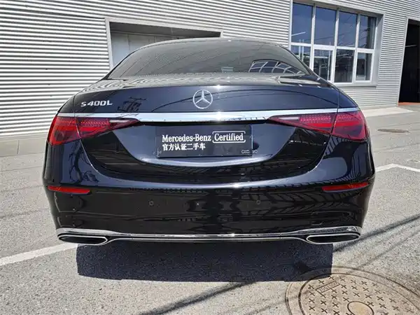 Mercedes-Benz S-Class 2025