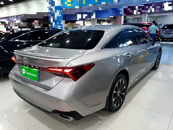 Toyota Avalon 2022
