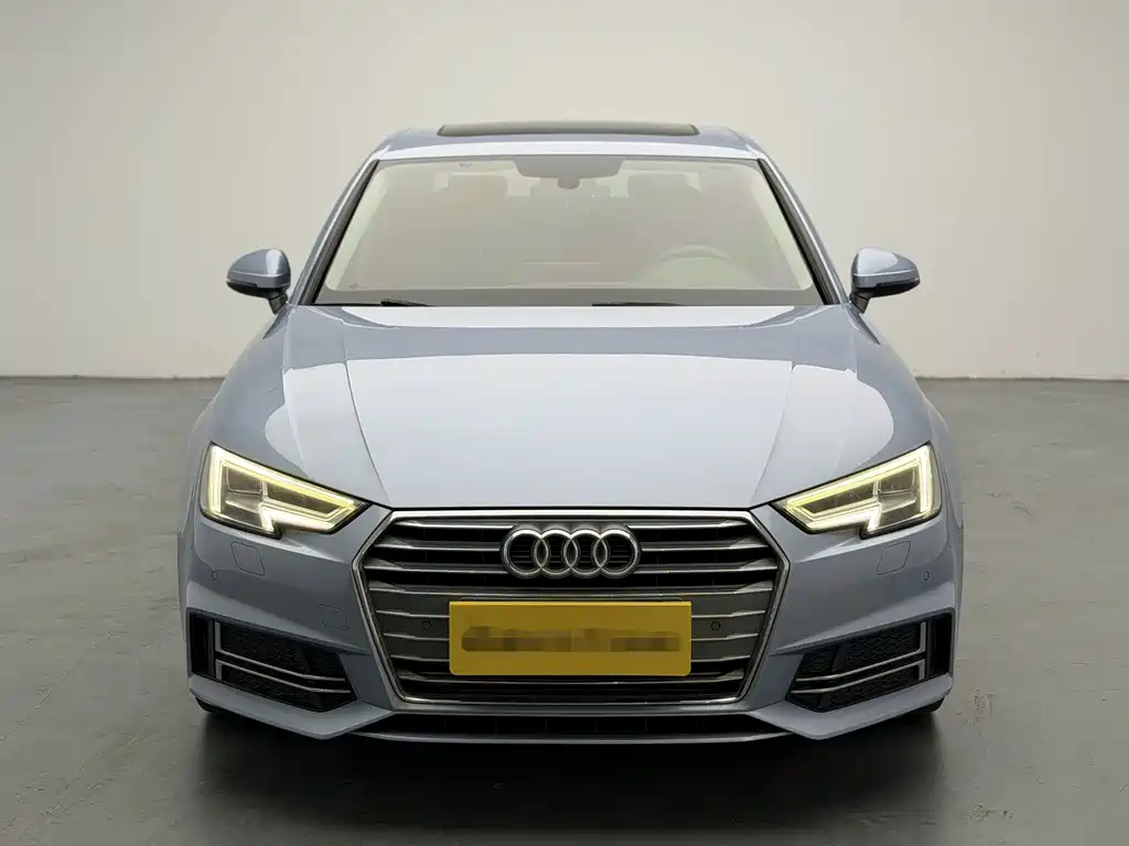 Audi A4L 2018