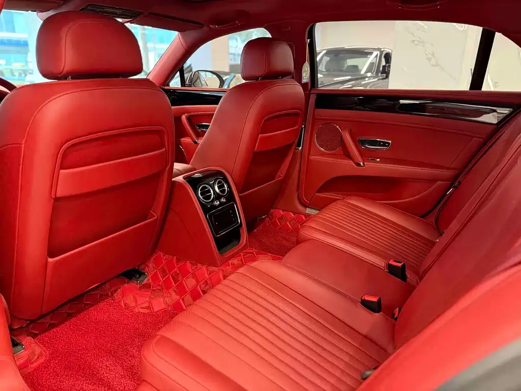 Bentley Flying Spur 2018