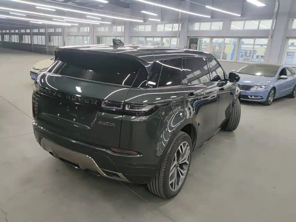 Land Rover Evoque 2024 — фото 2