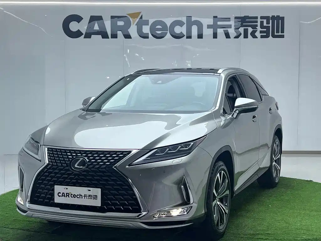 Lexus RX 2022 — фото 1