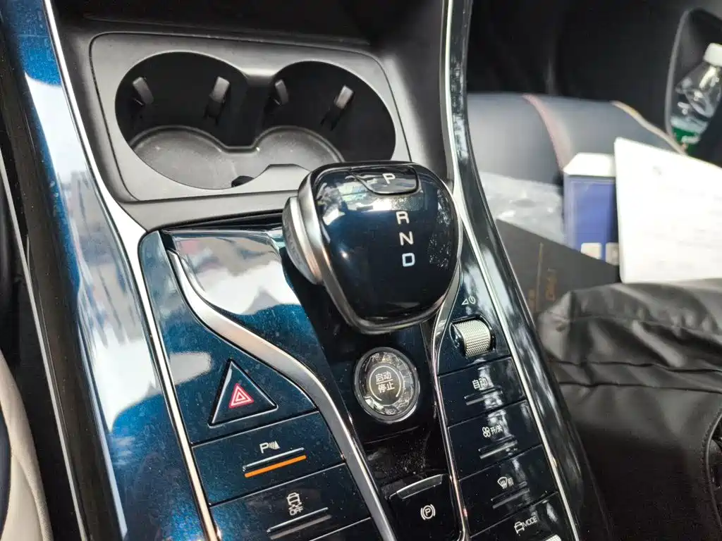 BYD Qin PLUS 2022 — фото 15