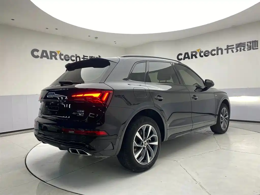 Audi Q5L 2023 — фото 5