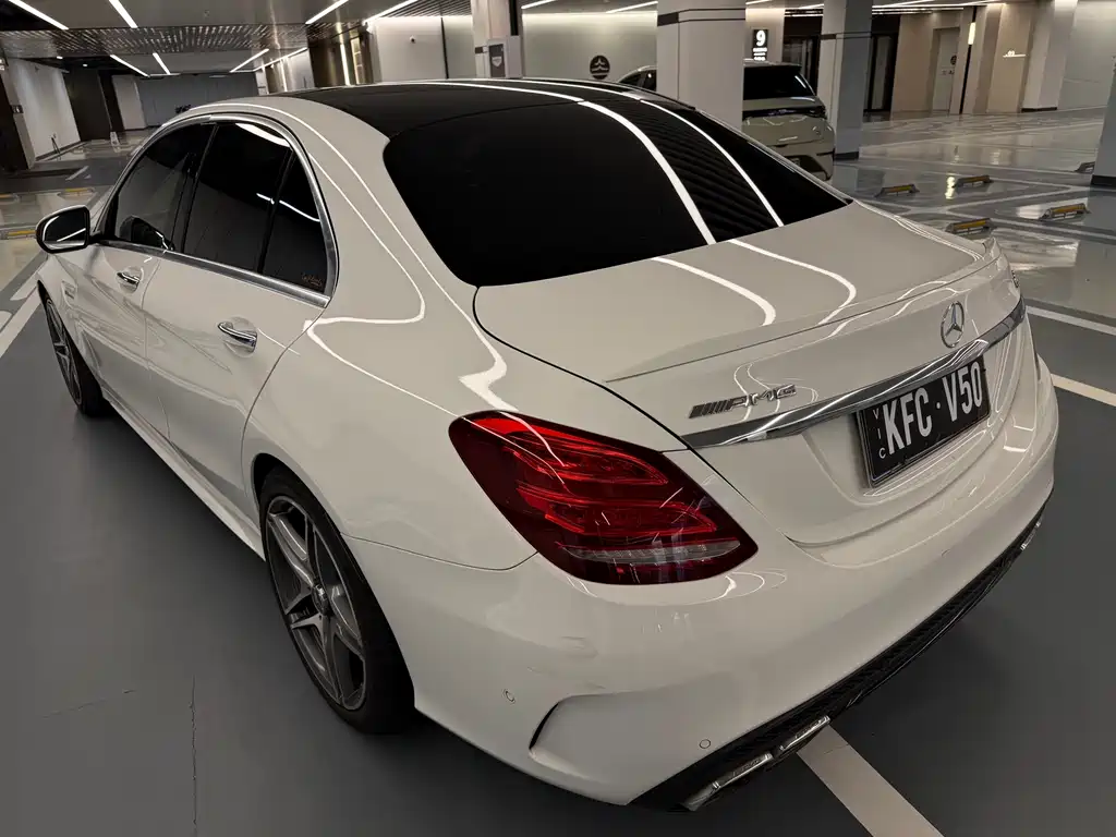 Mercedes-Benz C-Class AMG 2016 — фото 9