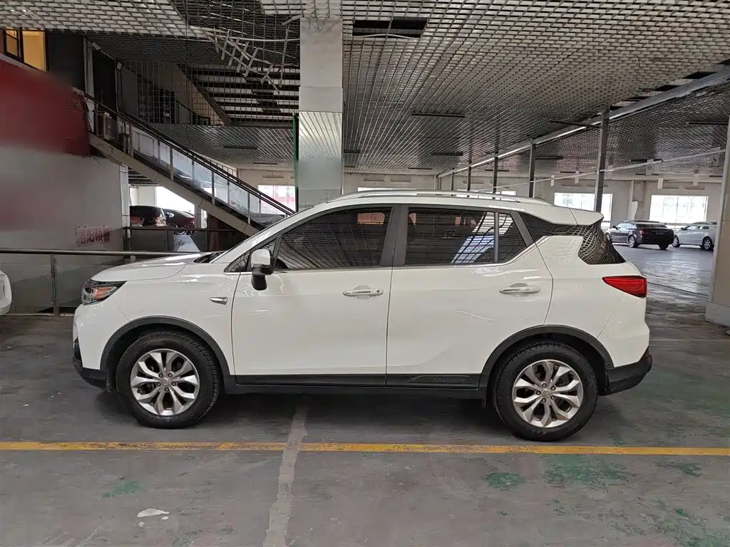 GAC Motor Trumpchi GS3 2018 — фото 23