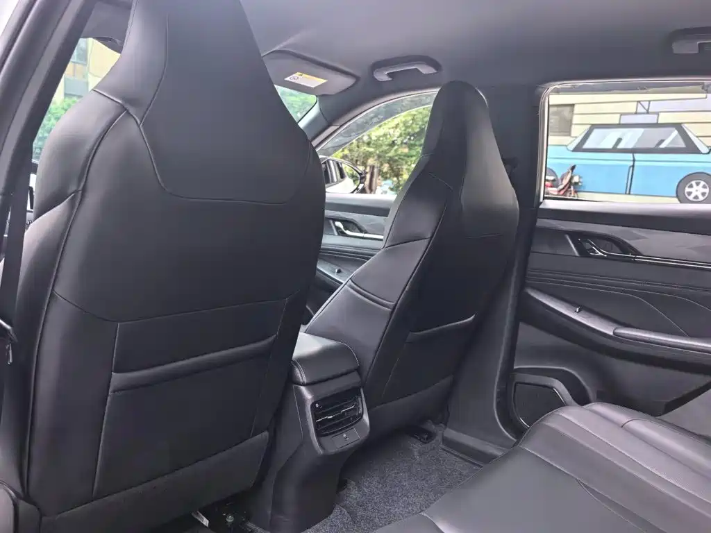 Dongfeng Fengshen L7 2025 — фото 15