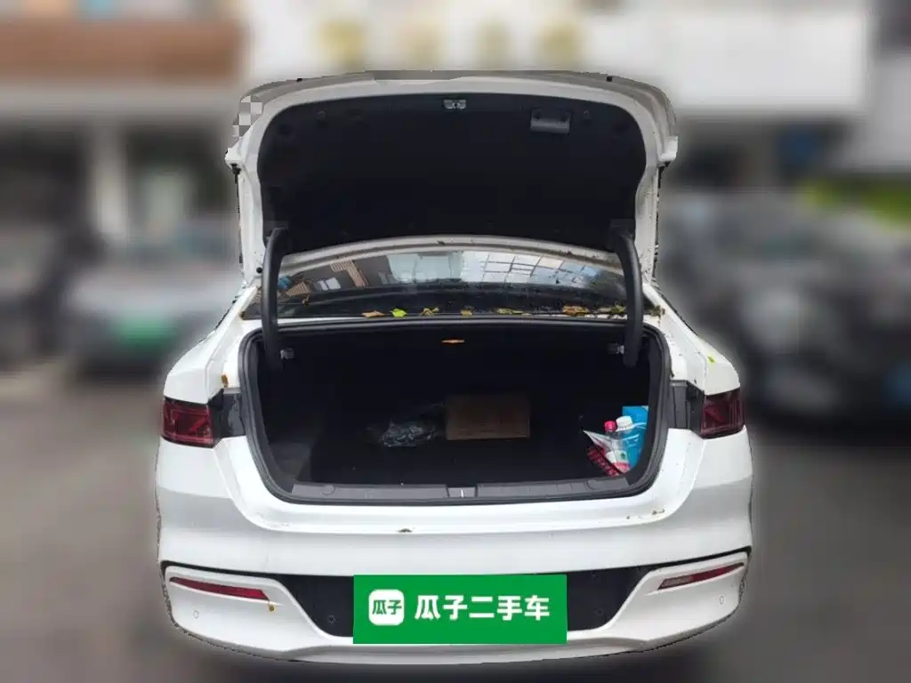BYD Qin PLUS 2022 — фото 20