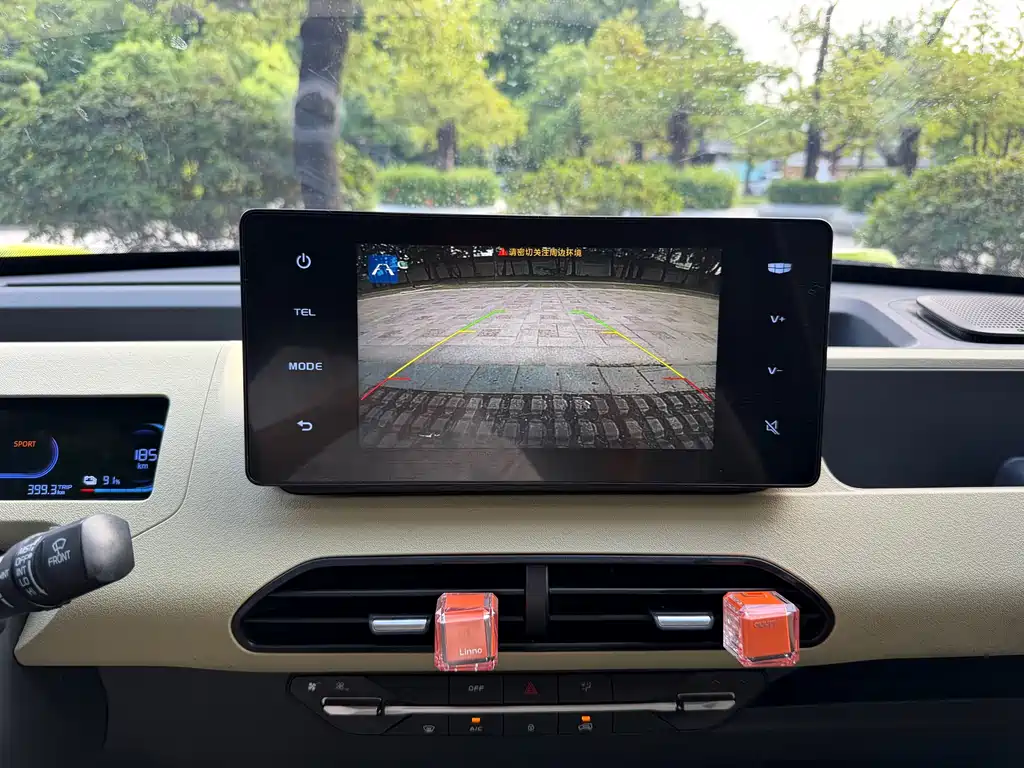Geely Galaxy Panda 2024 — фото 10