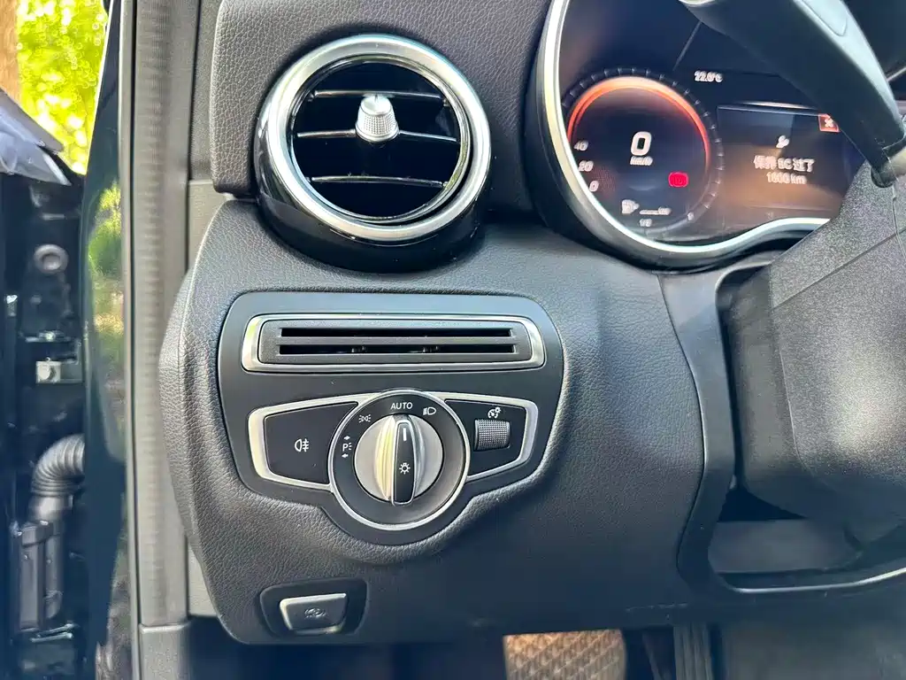 Mercedes-Benz C-Class 2021 — фото 12