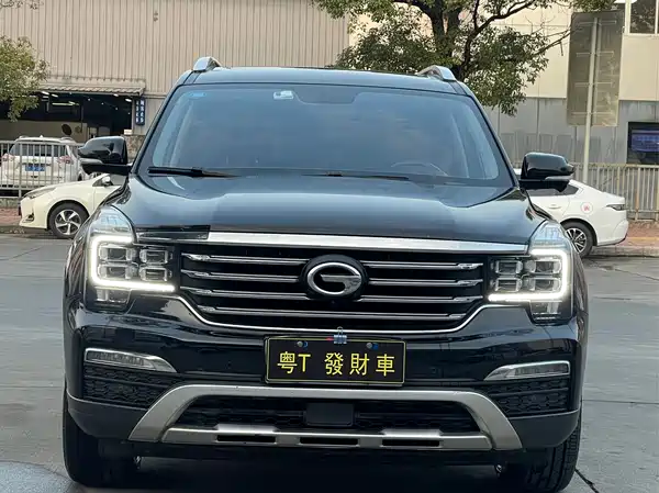 GAC Trumpchi GS8 2017