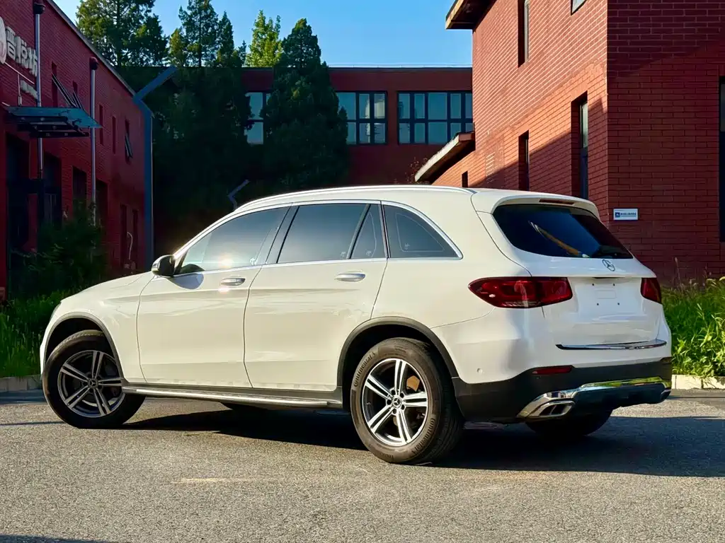 Mercedes-Benz GLC 2021