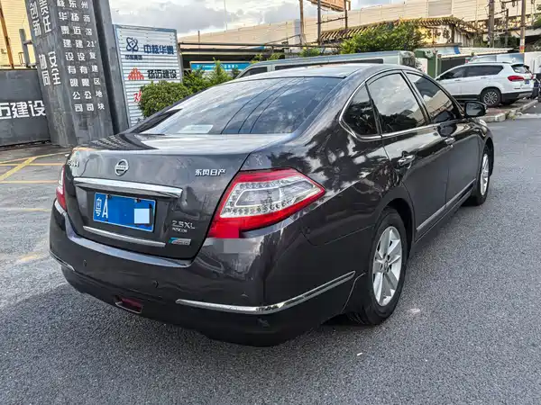 Nissan Teana 2011