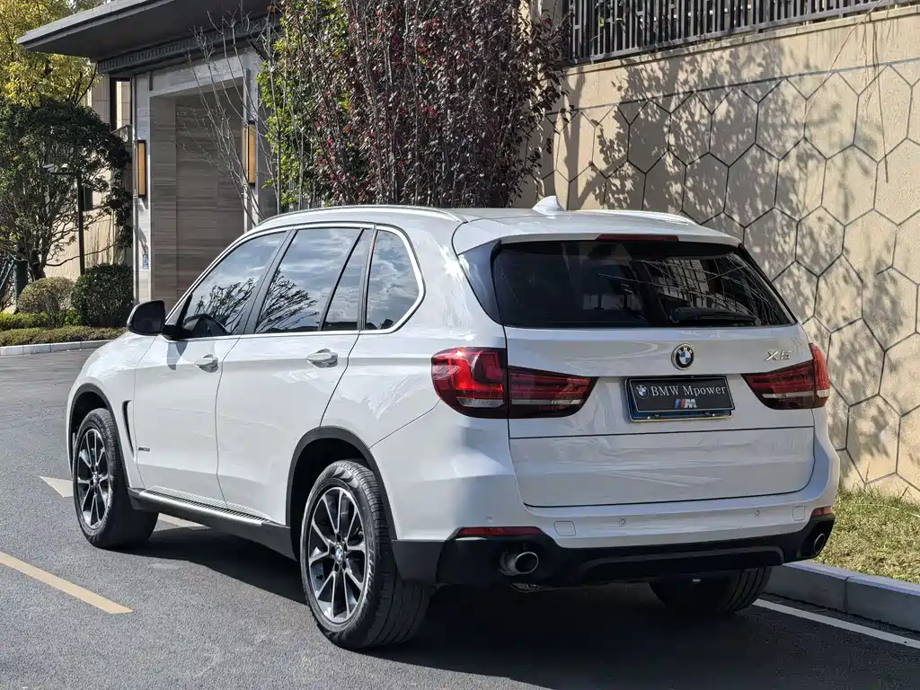 BMW X5 2014 — фото 26
