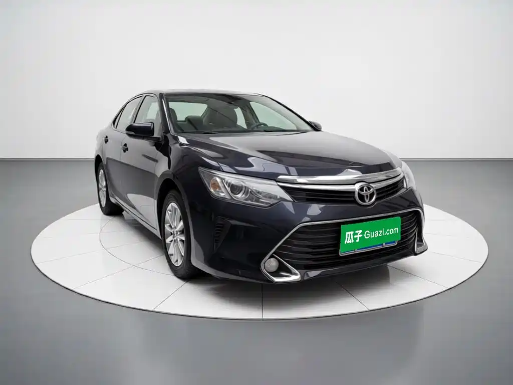 Toyota Camry 2016 — фото 3