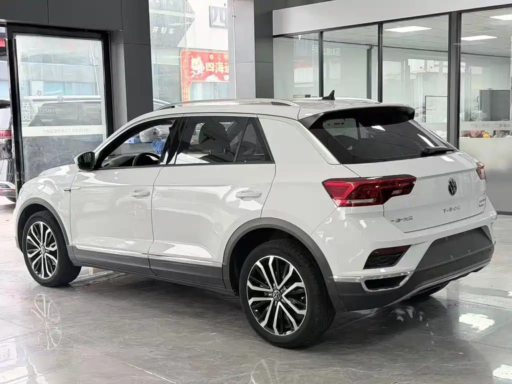 Volkswagen T-Roc 2022 — фото 13