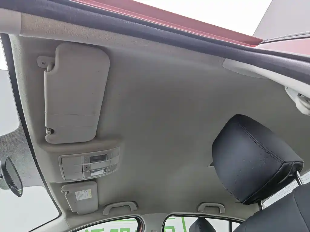 Mazda 3 Axela 2015 — фото 14