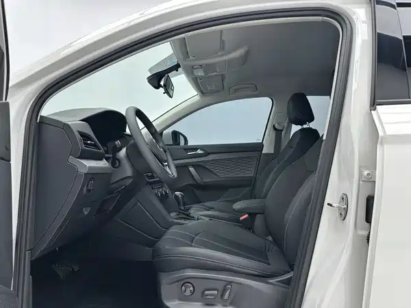 Volkswagen Tharu 2022