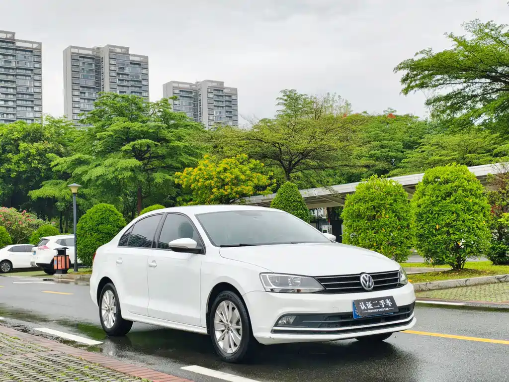Volkswagen Sagitar 2019