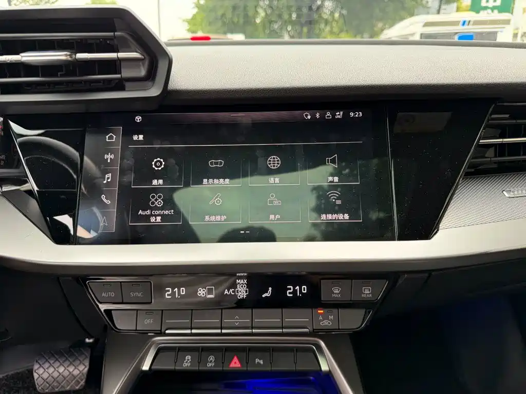 Audi A3 2022 — фото 10