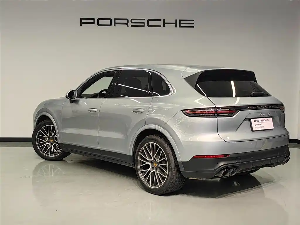 Porsche Cayenne 2022 — фото 5