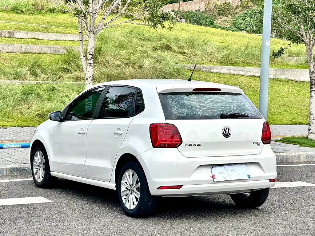 Volkswagen Polo 2015