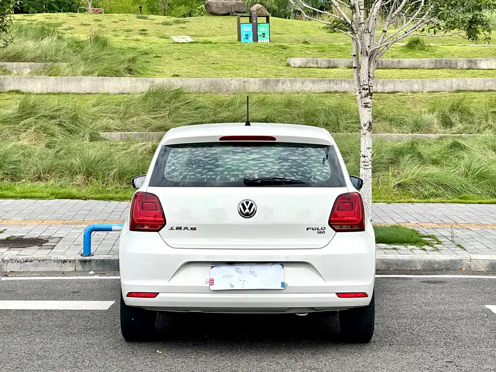 Volkswagen Polo 2015