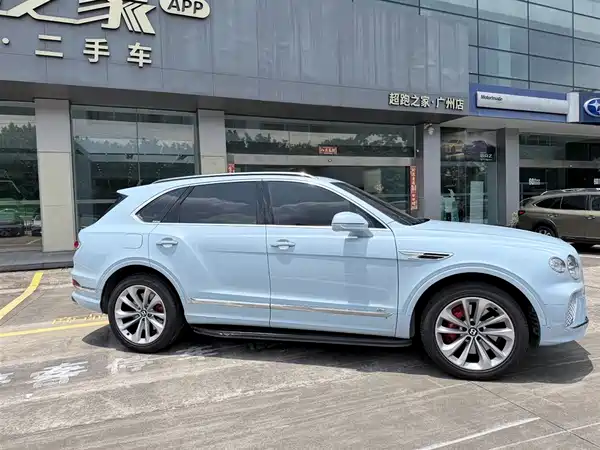 Bentley Bentayga 2021