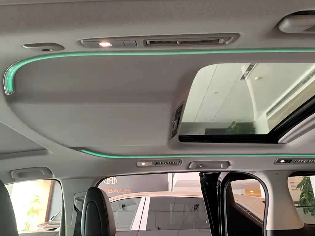 Toyota Alphard 2019 — фото 8