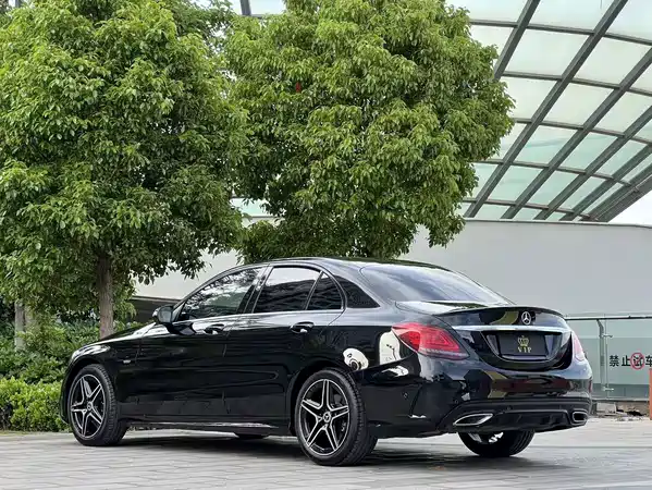 Mercedes-Benz C-Class 2021